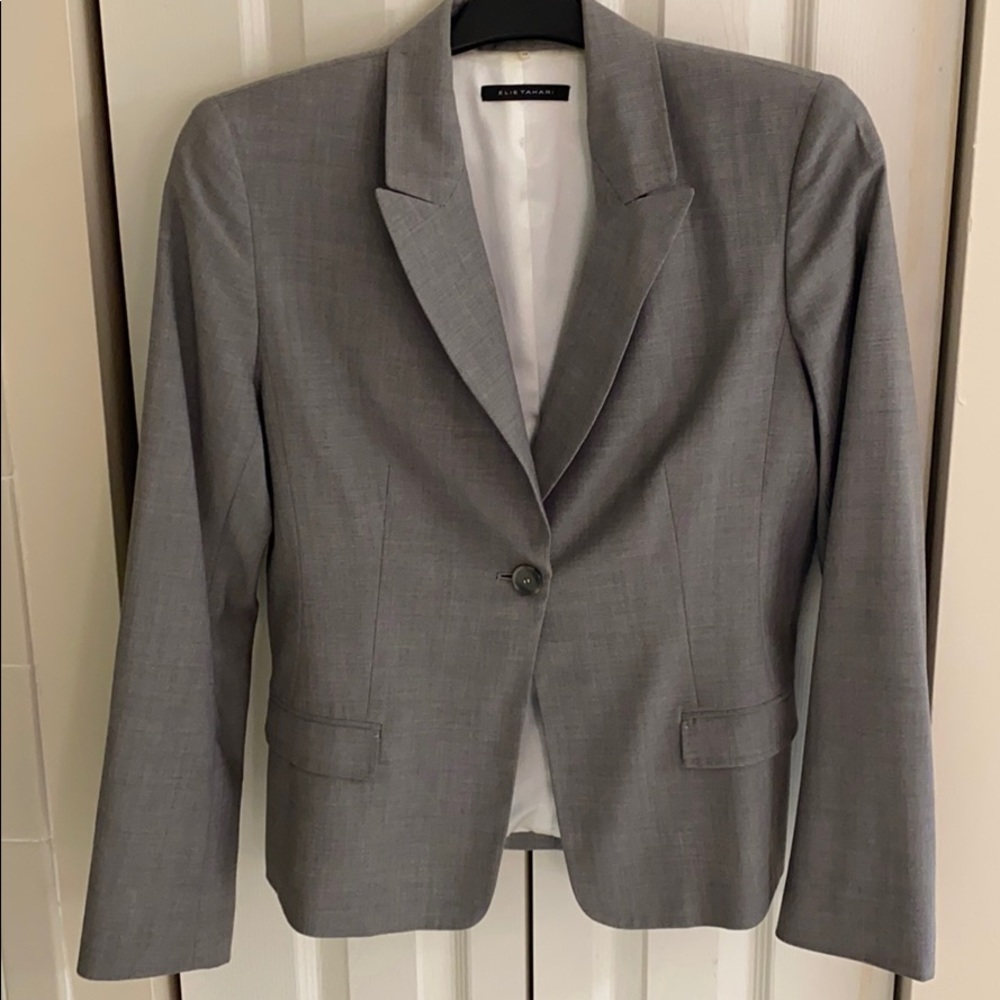 Elie Tahari Blazer light grey